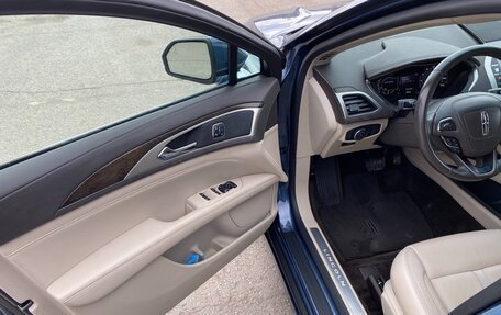 Lincoln MKZ II рестайлинг, 2018 год, 2 300 000 рублей, 7 фотография
