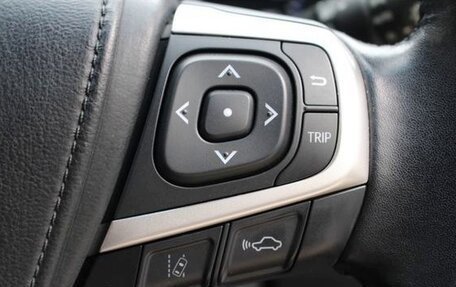 Toyota Harrier, 2020 год, 2 150 000 рублей, 13 фотография