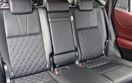 Toyota Harrier, 2020 год, 2 150 000 рублей, 36 фотография