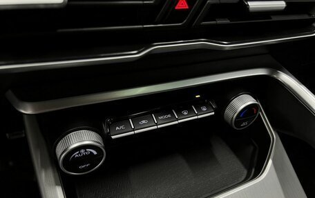 Geely Coolray I, 2021 год, 1 595 000 рублей, 18 фотография