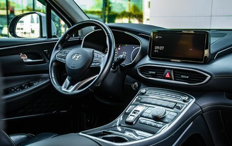 Hyundai Santa Fe IV, 2022 год, 3 800 000 рублей, 23 фотография