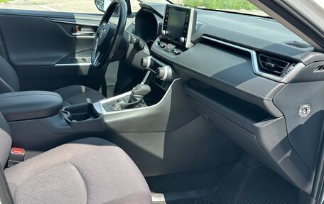 Toyota RAV4, 2020 год, 3 290 000 рублей, 19 фотография