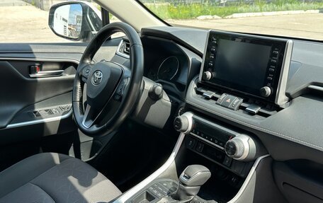 Toyota RAV4, 2020 год, 3 290 000 рублей, 20 фотография