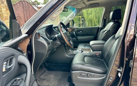 Infiniti QX56, 2010 год, 2 900 000 рублей, 29 фотография