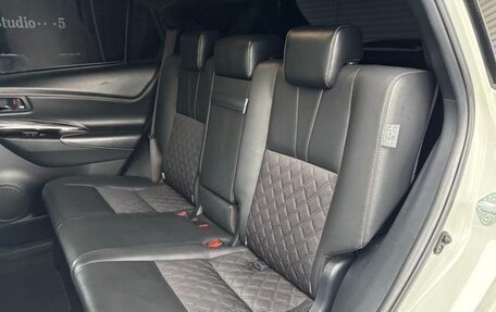 Toyota Harrier, 2020 год, 2 160 200 рублей, 38 фотография