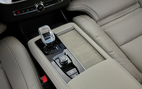 Volvo XC90 II рестайлинг, 2026 год, 10 600 000 рублей, 17 фотография