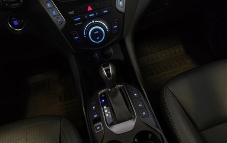 Hyundai Santa Fe III рестайлинг, 2013 год, 2 290 000 рублей, 16 фотография