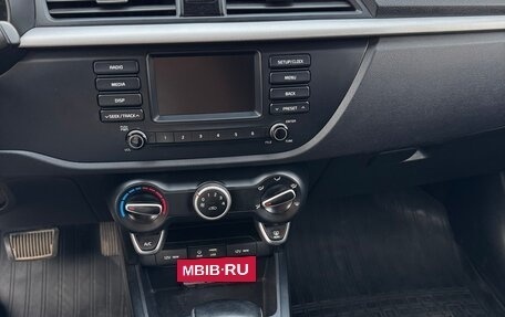 KIA Rio IV, 2018 год, 1 350 000 рублей, 7 фотография