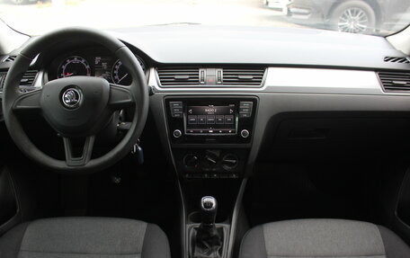 Skoda Rapid I, 2018 год, 947 000 рублей, 7 фотография