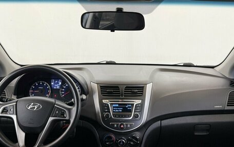 Hyundai Solaris II рестайлинг, 2016 год, 950 000 рублей, 5 фотография