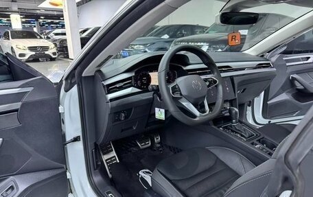 Volkswagen Passat CC, 2022 год, 3 790 000 рублей, 8 фотография