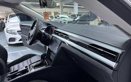 Volkswagen Passat CC, 2022 год, 3 790 000 рублей, 23 фотография