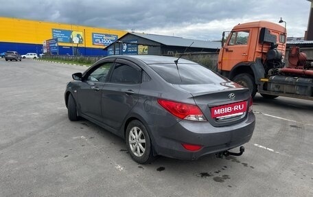 Hyundai Solaris II рестайлинг, 2013 год, 699 999 рублей, 7 фотография