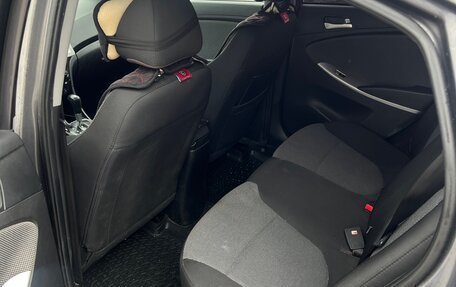 Hyundai Solaris II рестайлинг, 2013 год, 699 999 рублей, 19 фотография