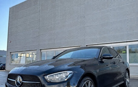 Mercedes-Benz E-Класс, 2021 год, 4 850 000 рублей, 3 фотография