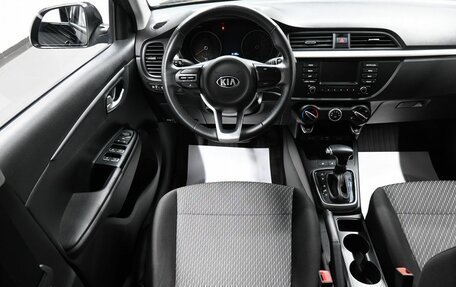 KIA Rio IV, 2019 год, 1 745 000 рублей, 11 фотография