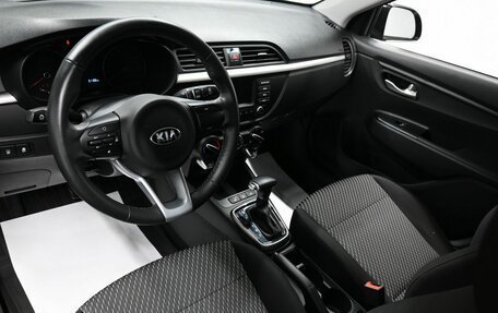 KIA Rio IV, 2019 год, 1 745 000 рублей, 8 фотография