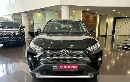 Toyota RAV4, 2021 год, 3 496 000 рублей, 2 фотография