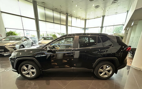Toyota RAV4, 2021 год, 3 496 000 рублей, 10 фотография