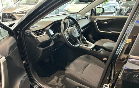 Toyota RAV4, 2021 год, 3 496 000 рублей, 20 фотография