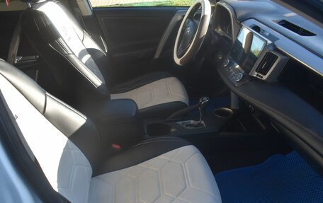 Toyota RAV4, 2013 год, 1 665 000 рублей, 10 фотография