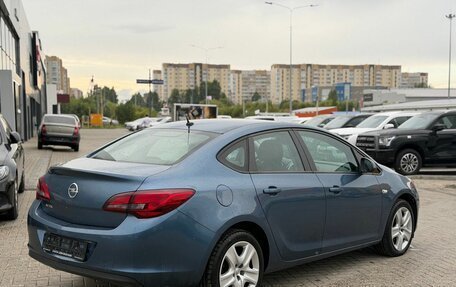 Opel Astra J, 2013 год, 850 000 рублей, 4 фотография