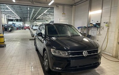 Volkswagen Tiguan II, 2019 год, 2 222 000 рублей, 1 фотография
