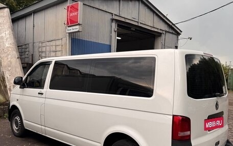 Volkswagen Caravelle T5, 2012 год, 990 000 рублей, 3 фотография
