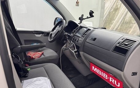 Volkswagen Caravelle T5, 2012 год, 990 000 рублей, 5 фотография