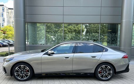 BMW 5 серия, 2025 год, 7 490 000 рублей, 5 фотография
