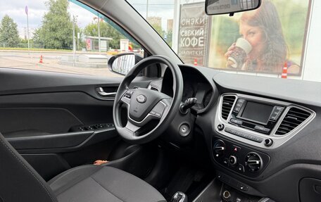 Hyundai Solaris II рестайлинг, 2019 год, 1 180 000 рублей, 8 фотография