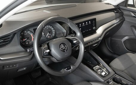 Skoda Octavia IV, 2021 год, 2 310 000 рублей, 5 фотография
