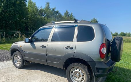 Chevrolet Niva I рестайлинг, 2009 год, 330 000 рублей, 2 фотография