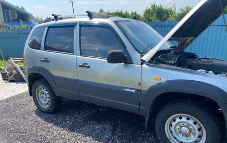 Chevrolet Niva I рестайлинг, 2009 год, 330 000 рублей, 4 фотография