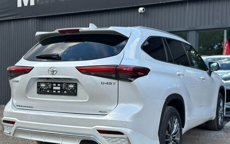 Toyota Highlander, 2026 год, 5 500 000 рублей, 10 фотография