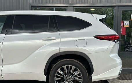 Toyota Highlander, 2026 год, 5 500 000 рублей, 13 фотография