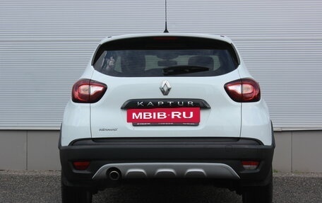 Renault Kaptur I рестайлинг, 2017 год, 1 327 000 рублей, 4 фотография