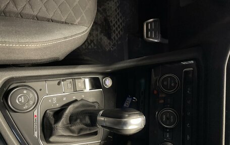 Volkswagen Tiguan II, 2019 год, 2 222 000 рублей, 4 фотография