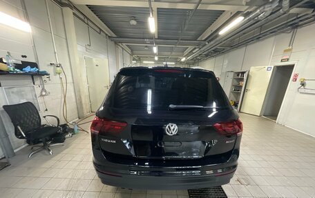 Volkswagen Tiguan II, 2019 год, 2 222 000 рублей, 6 фотография
