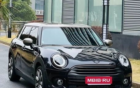 MINI Clubman, 2023 год, 2 050 111 рублей, 4 фотография