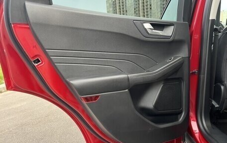 Ford Escape, 2021 год, 2 000 000 рублей, 19 фотография