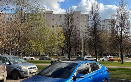Hyundai Solaris II рестайлинг, 2018 год, 1 400 000 рублей, 4 фотография