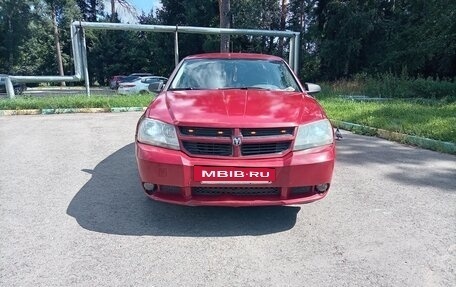 Dodge Avenger II рестайлинг, 2007 год, 670 000 рублей, 3 фотография