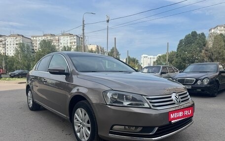 Volkswagen Passat B7, 2011 год, 760 000 рублей, 3 фотография