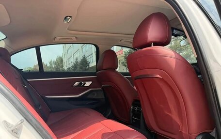 BMW 3 серия, 2023 год, 3 550 000 рублей, 8 фотография