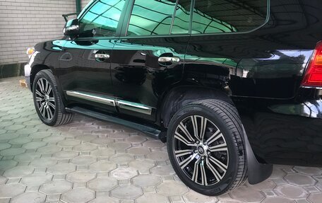 Toyota Land Cruiser 200, 2012 год, 5 100 000 рублей, 2 фотография