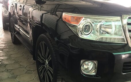 Toyota Land Cruiser 200, 2012 год, 5 100 000 рублей, 5 фотография