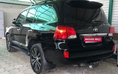 Toyota Land Cruiser 200, 2012 год, 5 100 000 рублей, 3 фотография