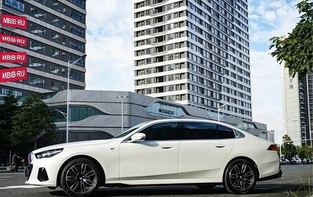 BMW 5 серия, 2025 год, 8 000 000 рублей, 3 фотография