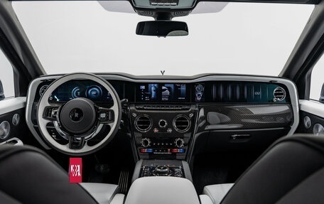 Rolls-Royce Cullinan, 2026 год, 69 790 000 рублей, 16 фотография